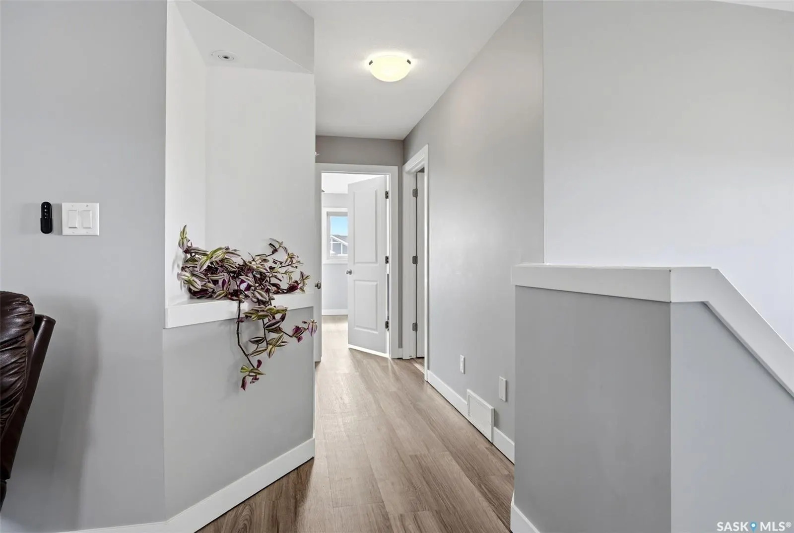 8933 Kestral DRIVE