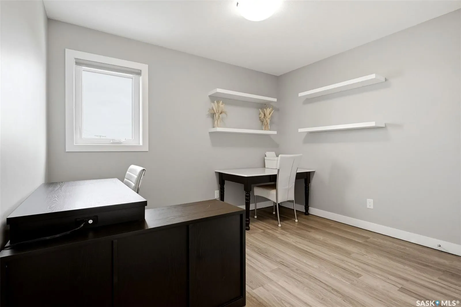 8933 Kestral DRIVE