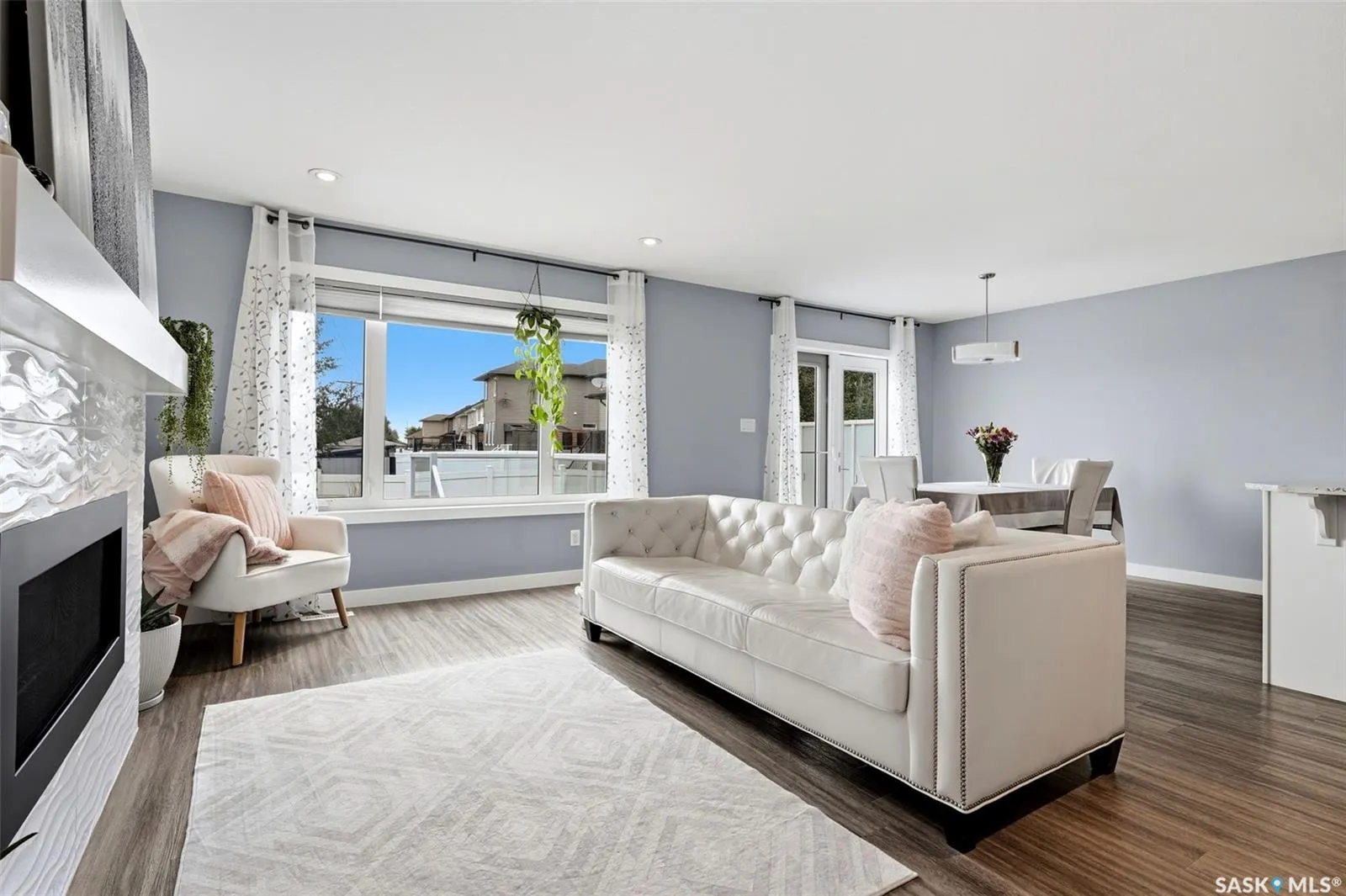 8933 Kestral DRIVE