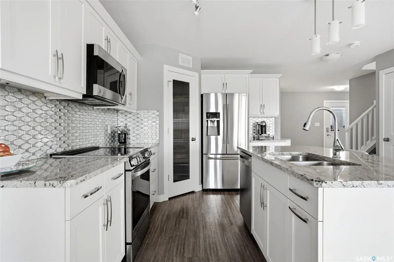 8933 Kestral DRIVE