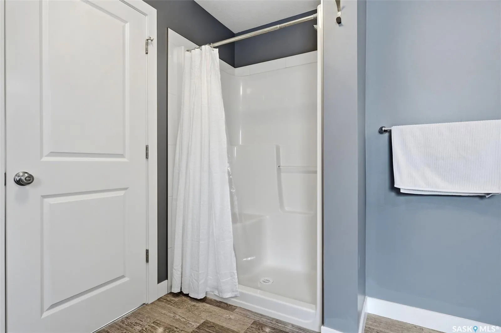 8933 Kestral DRIVE