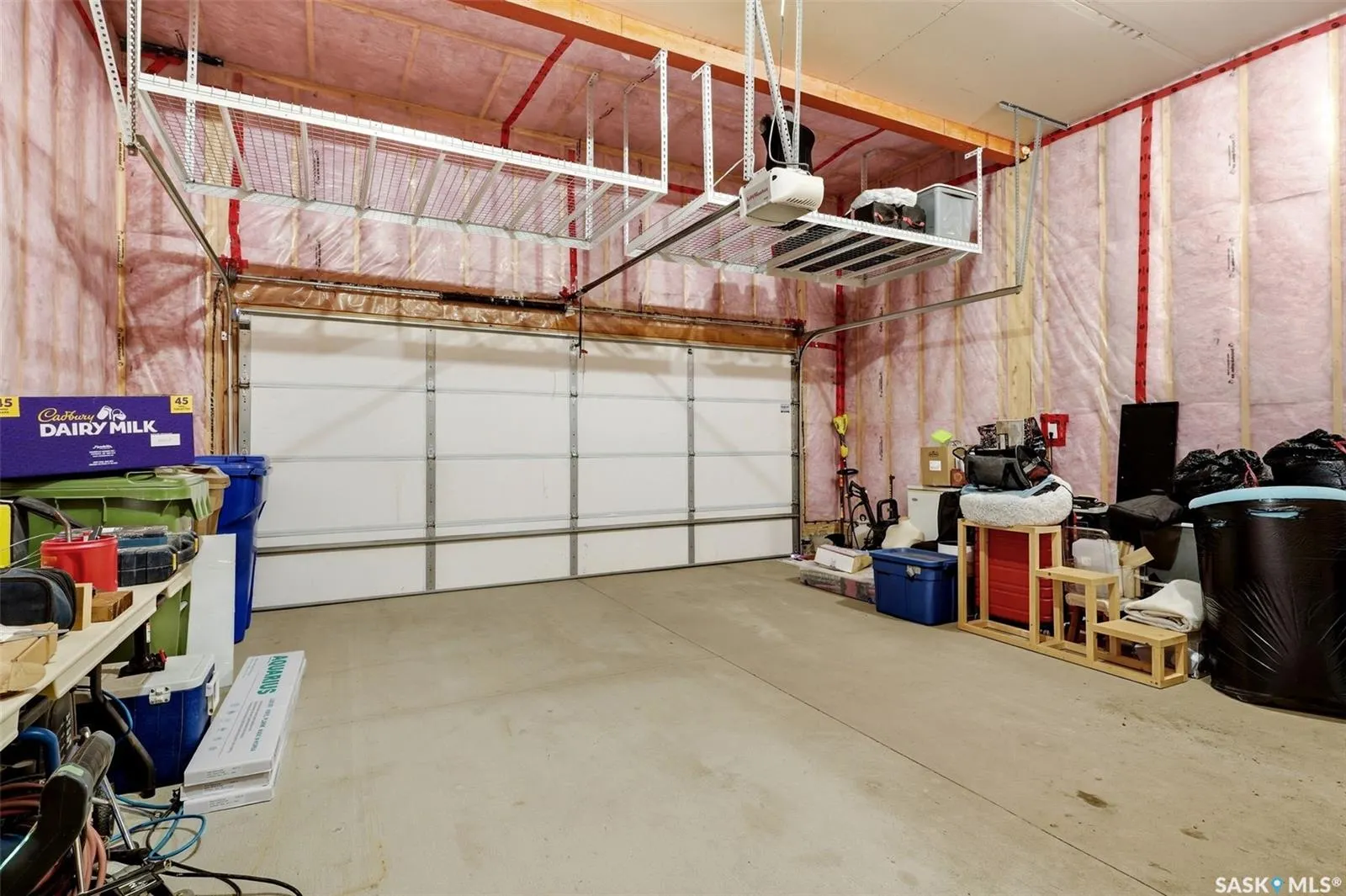 8933 Kestral DRIVE
