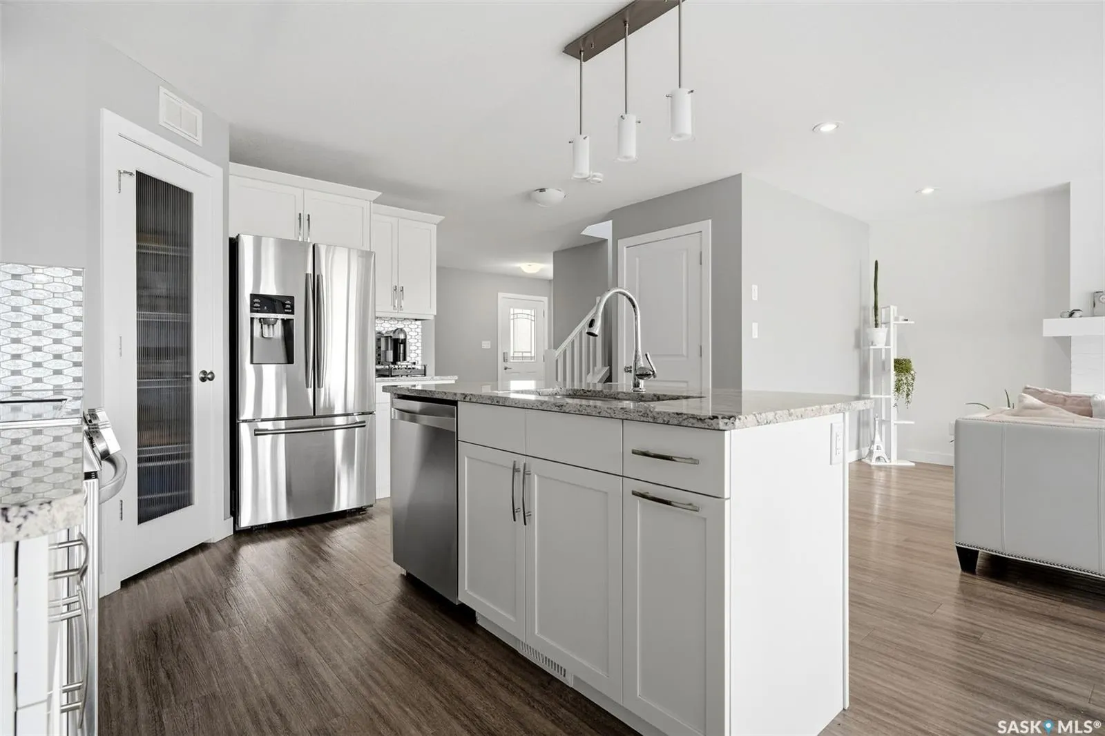 8933 Kestral DRIVE