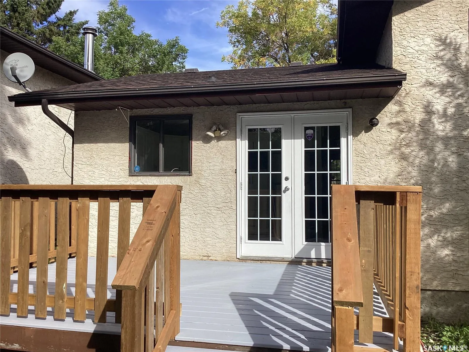 19 Newstead AVENUE