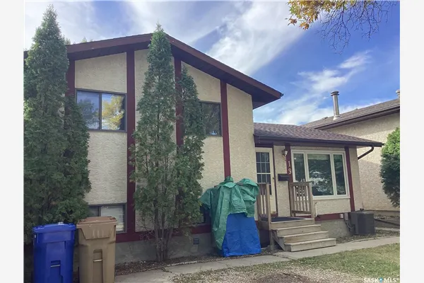 19 Newstead AVENUE