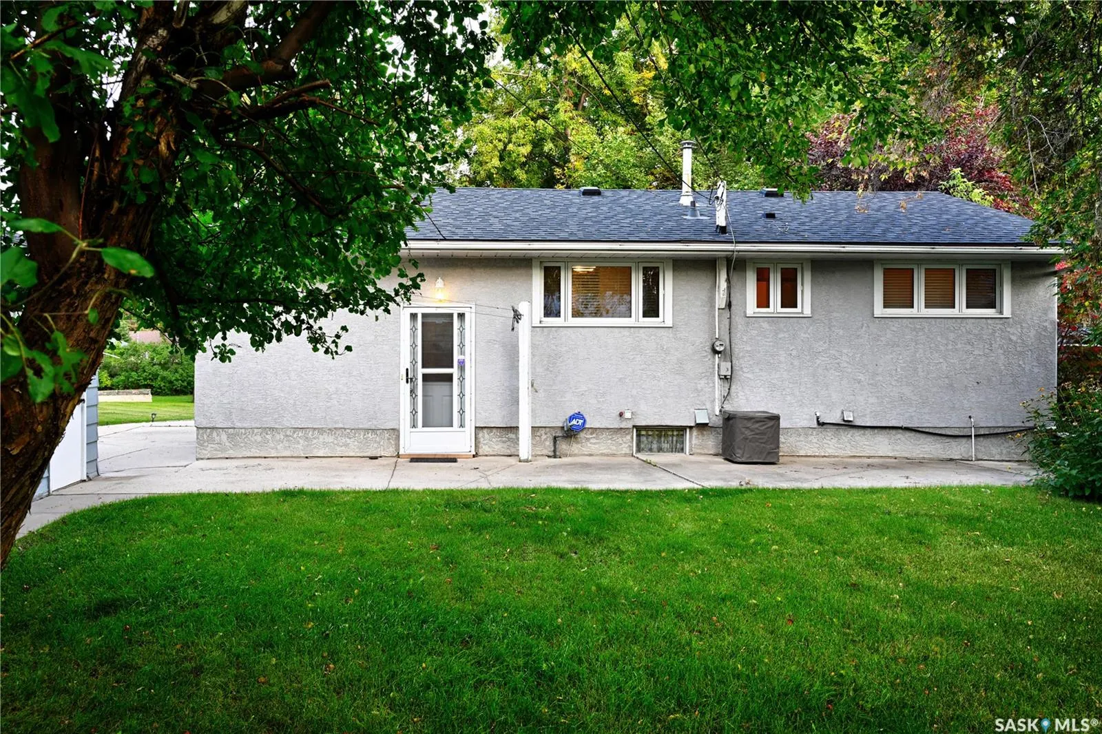 321 Winnipeg AVENUE N