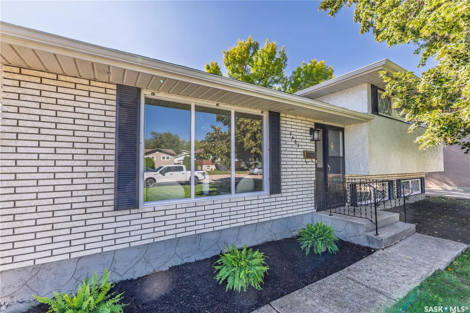 1403 Hochelaga STREET W