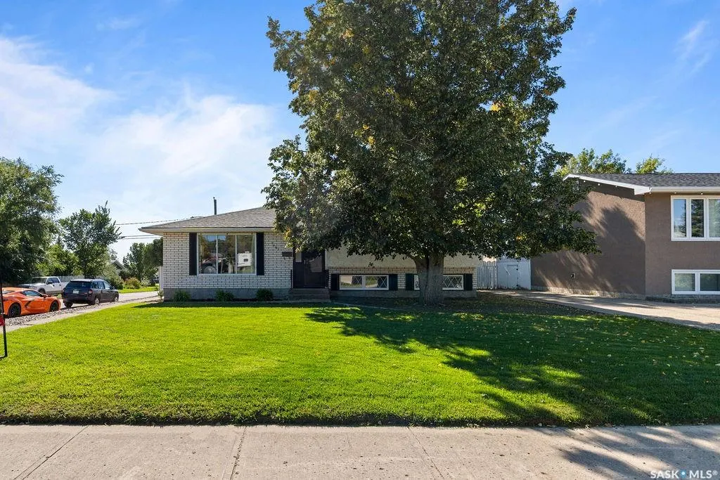 1403 Hochelaga STREET W