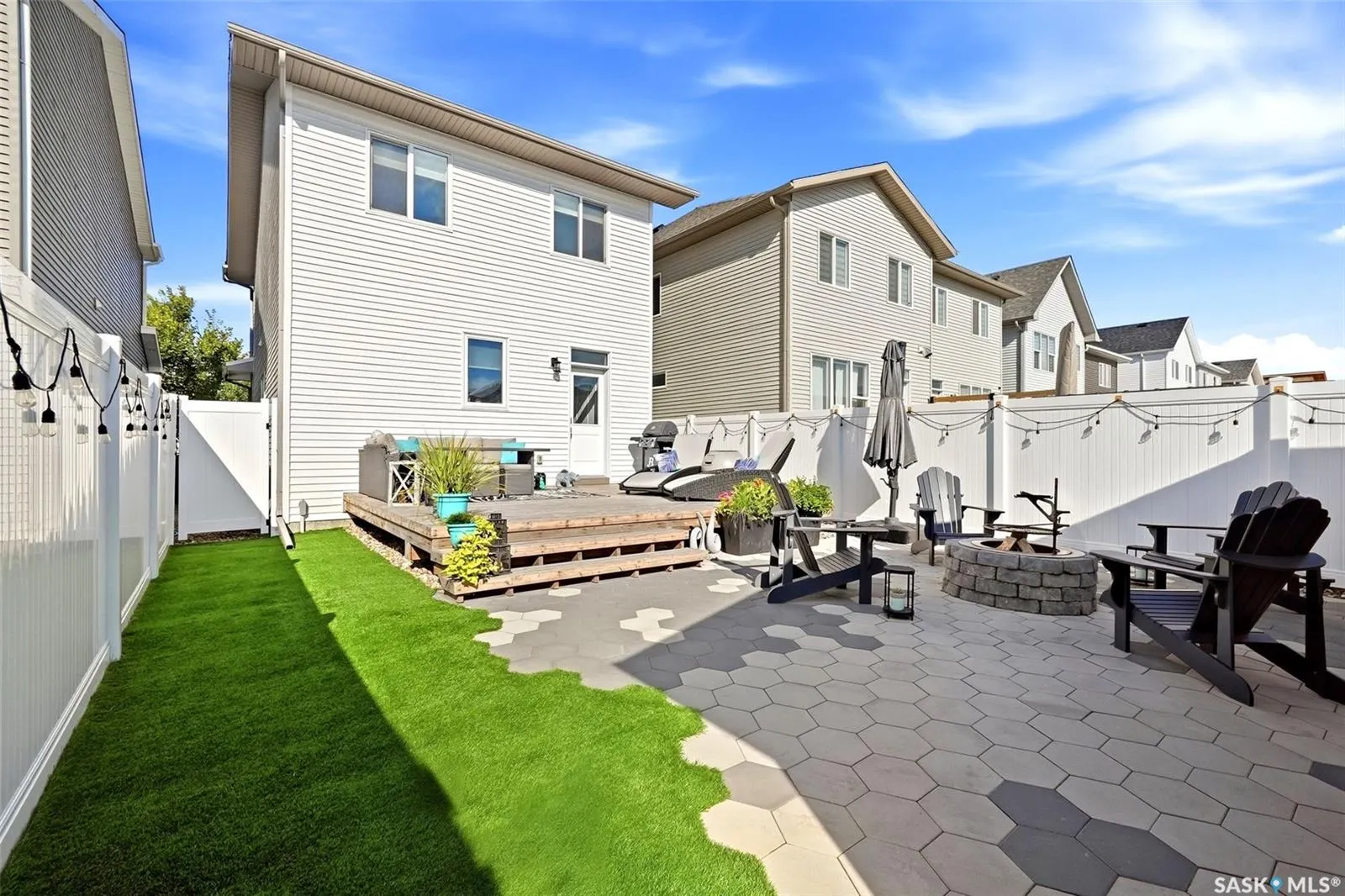 5109 Buckingham DRIVE E