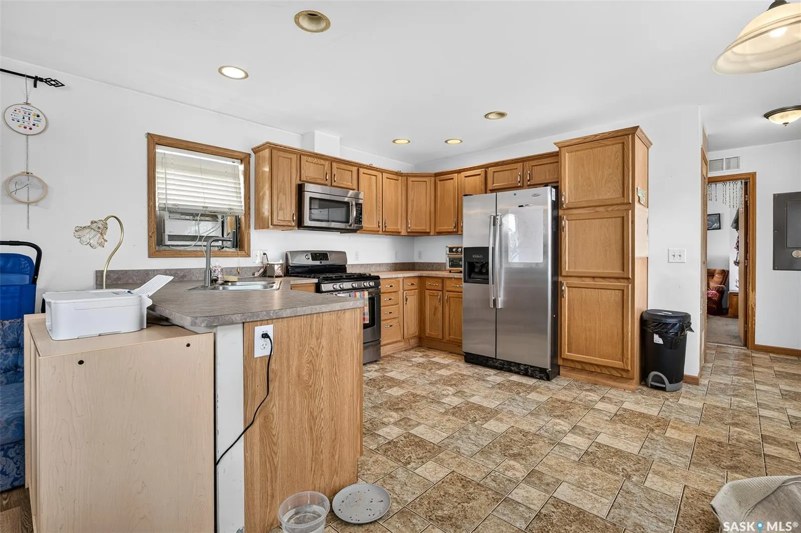 1295 9th AVENUE NE #J5