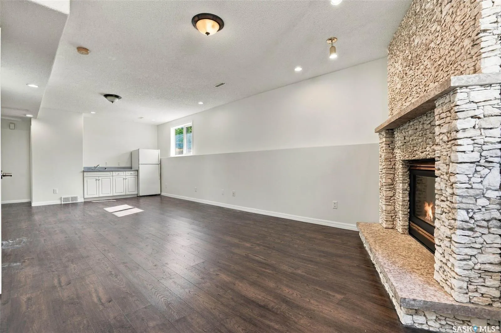 110 Braeshire LANE