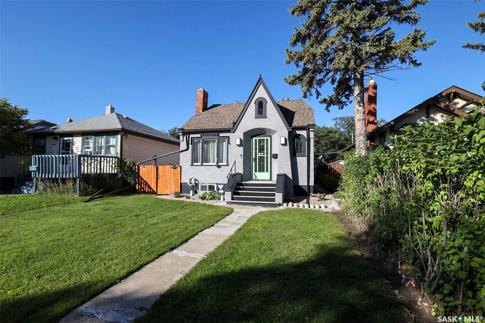 1636 Garnet STREET