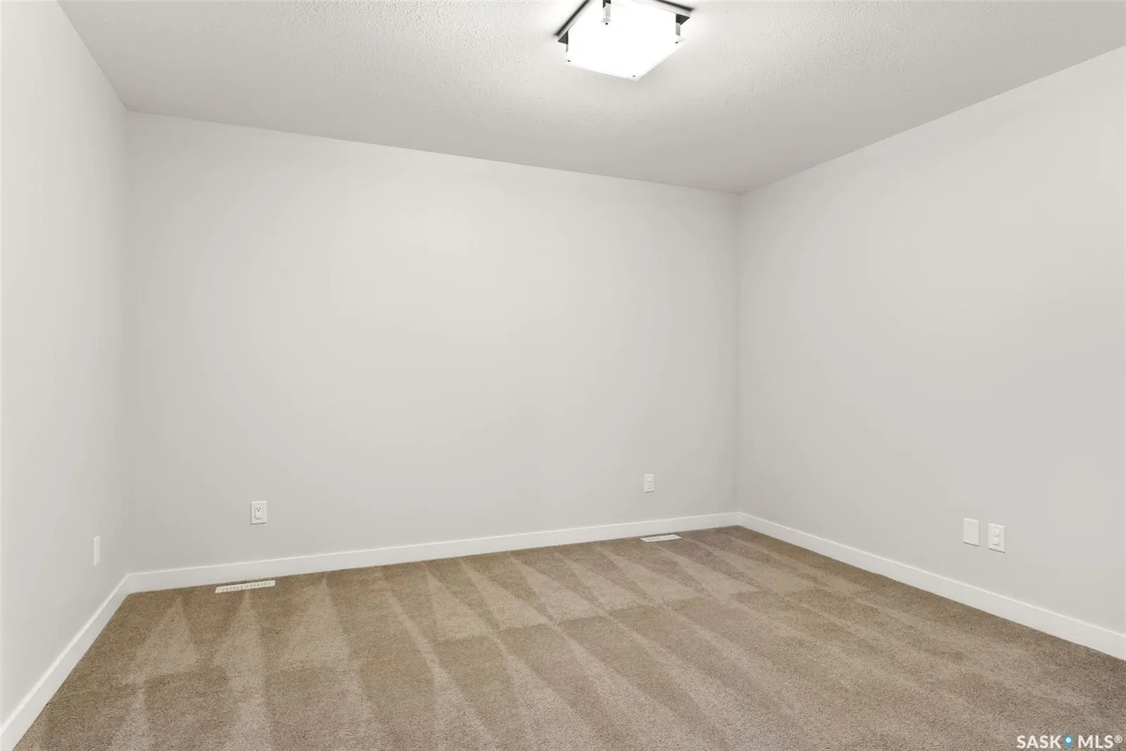3644 Gee CRESCENT