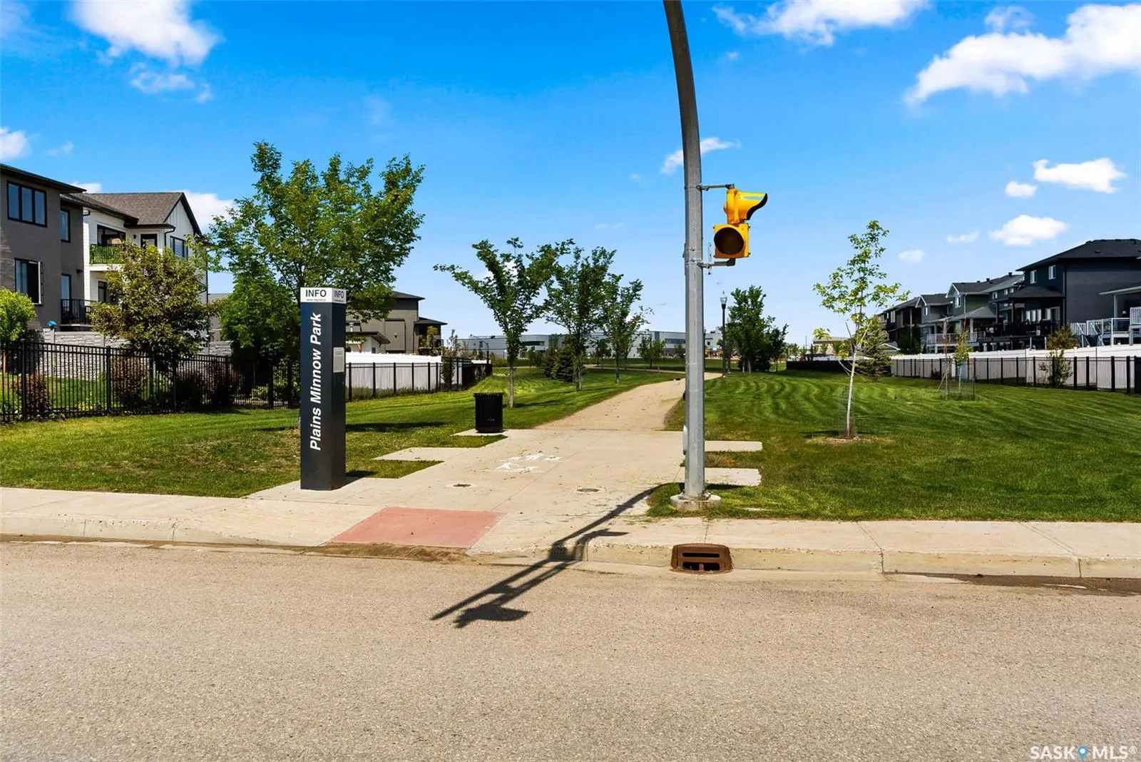 3644 Gee CRESCENT