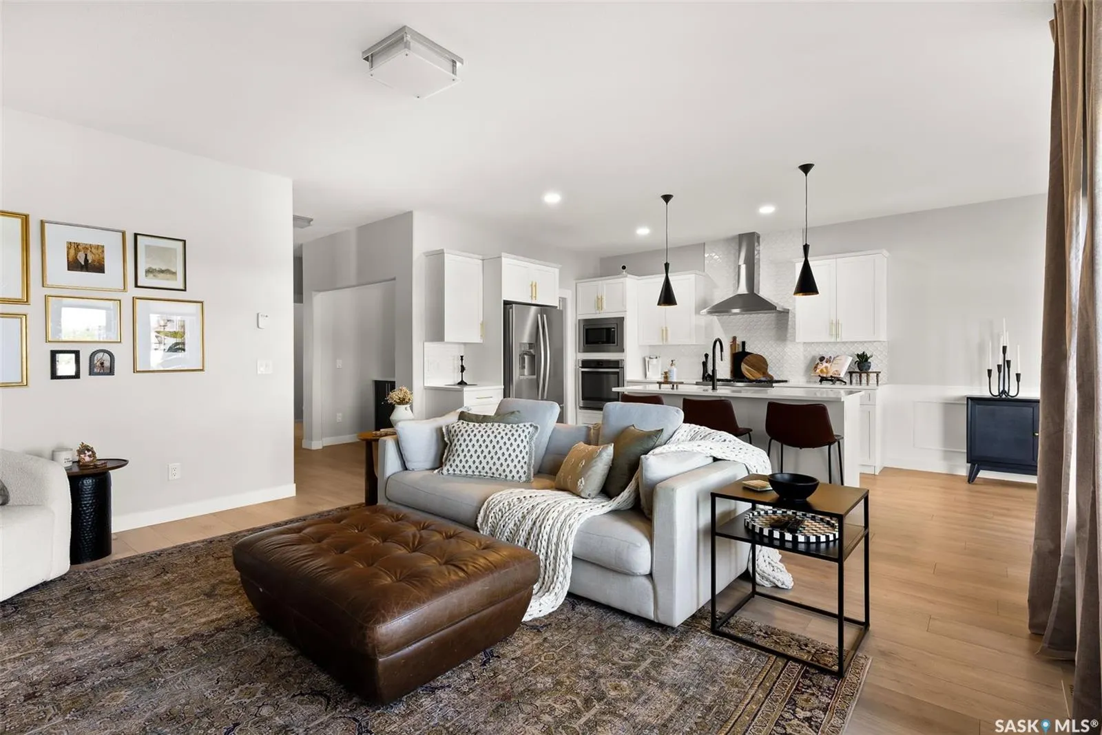 3644 Gee CRESCENT