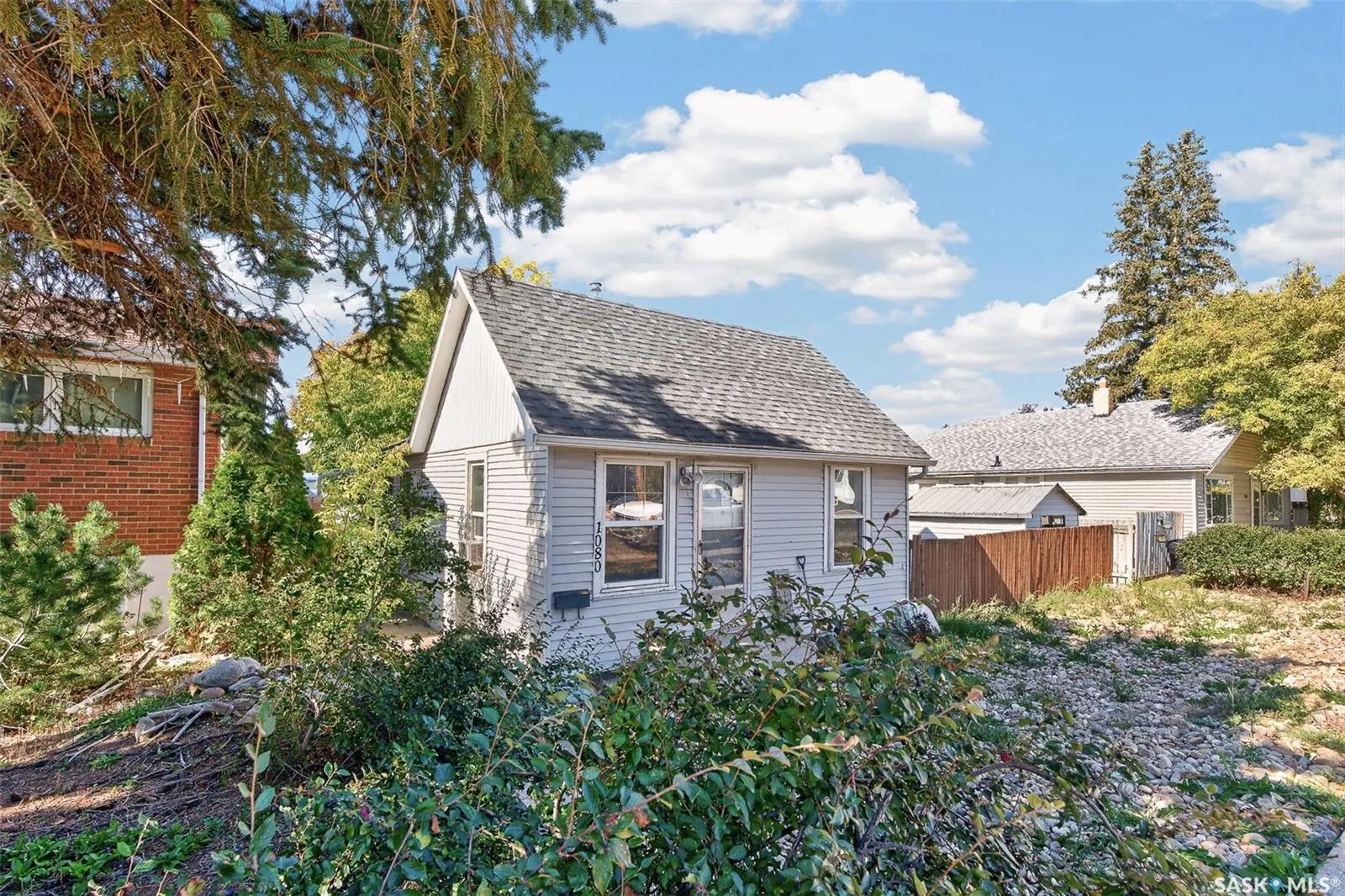 1080 9th AVENUE SW