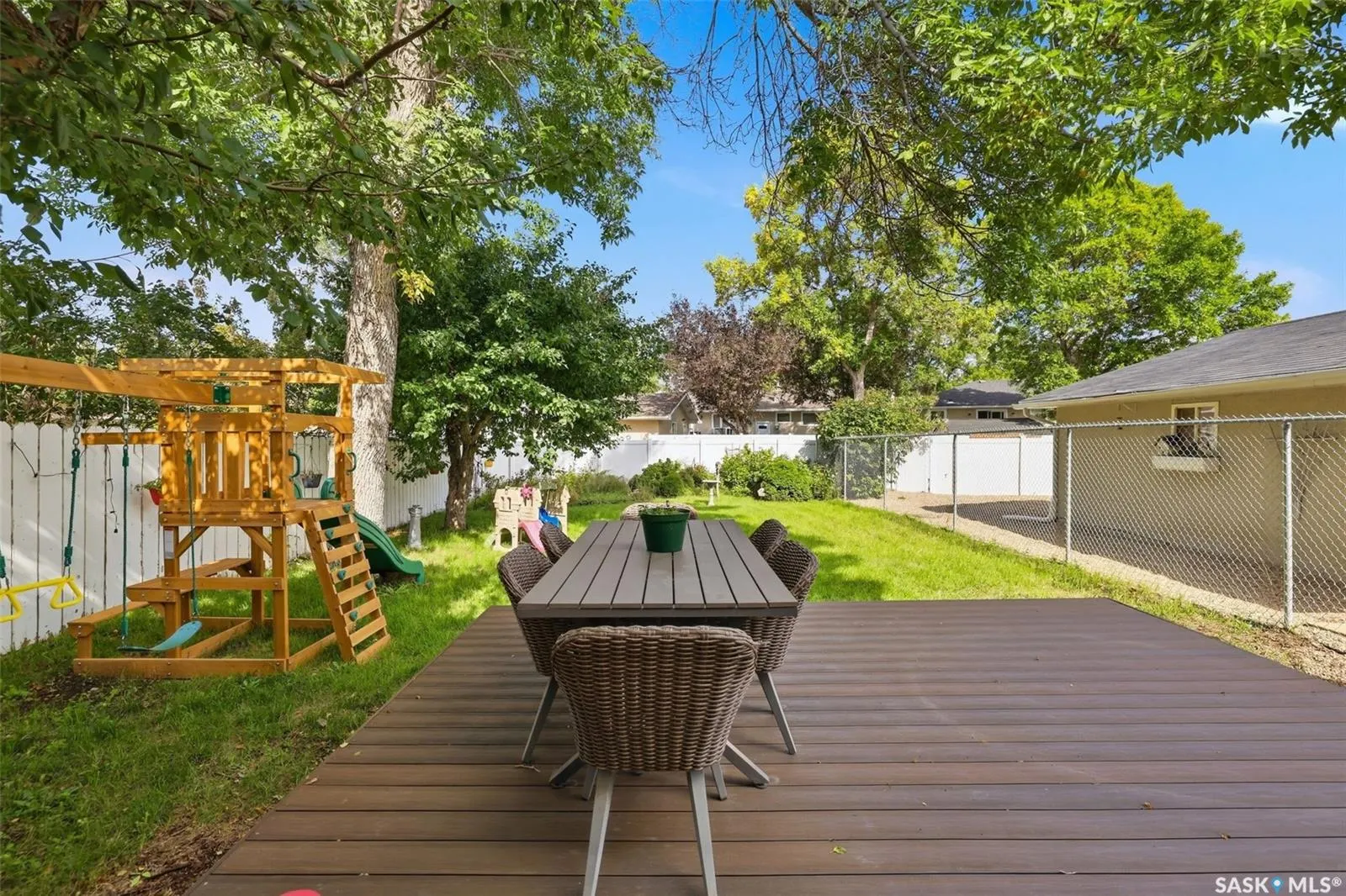 6218 Sherwood DRIVE