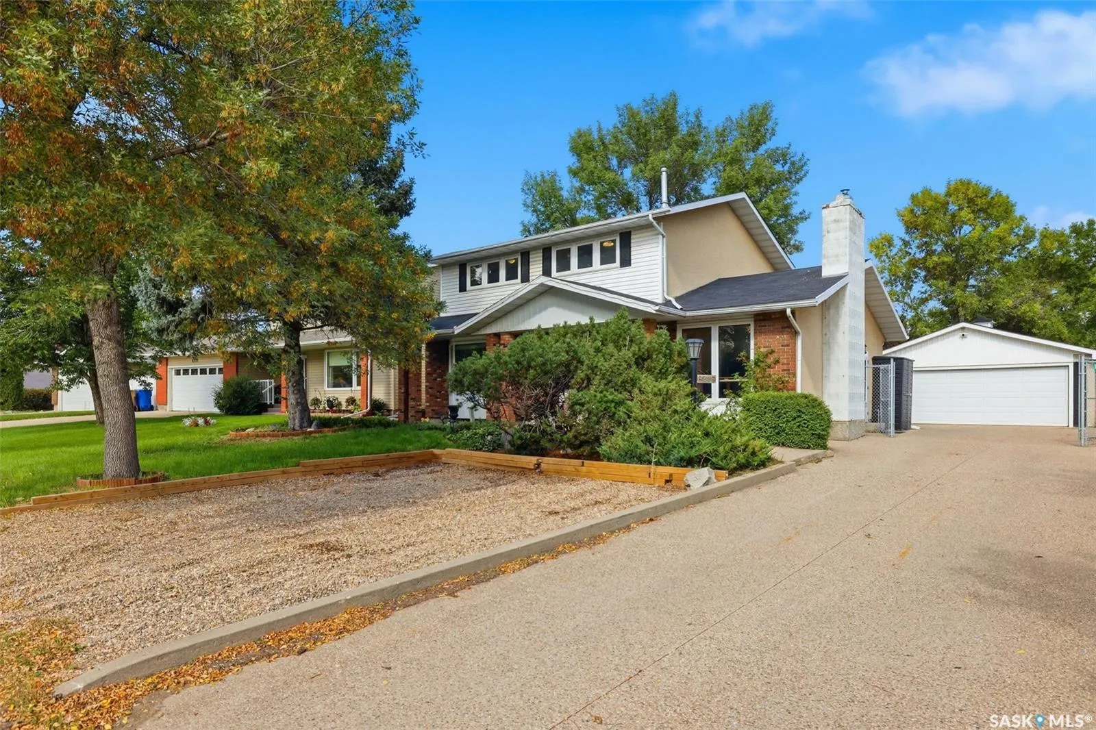 6218 Sherwood DRIVE