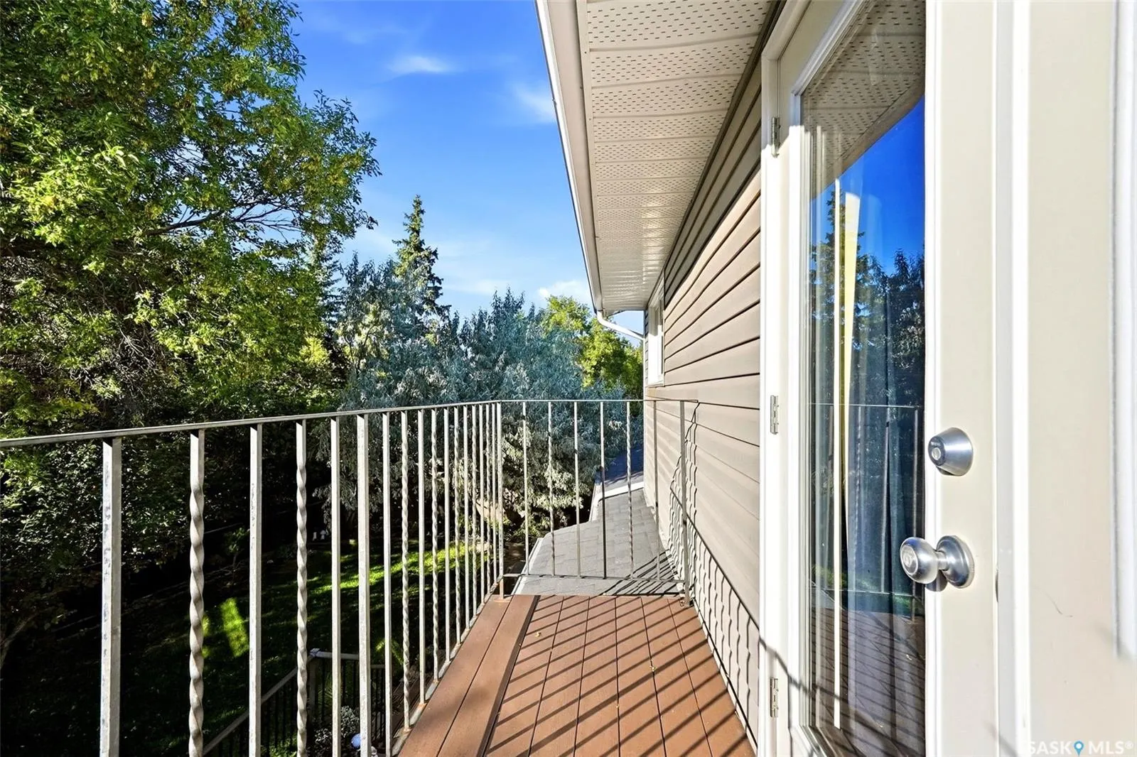 78 GREEN MEADOW ROAD