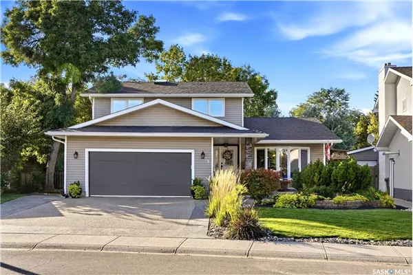 78 GREEN MEADOW ROAD