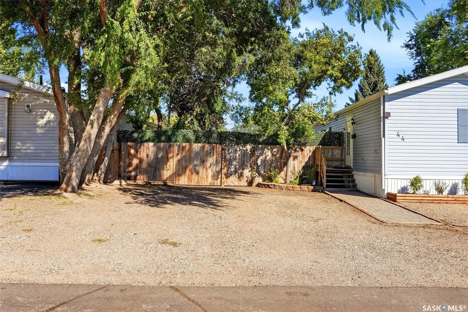 44 Walters COURT