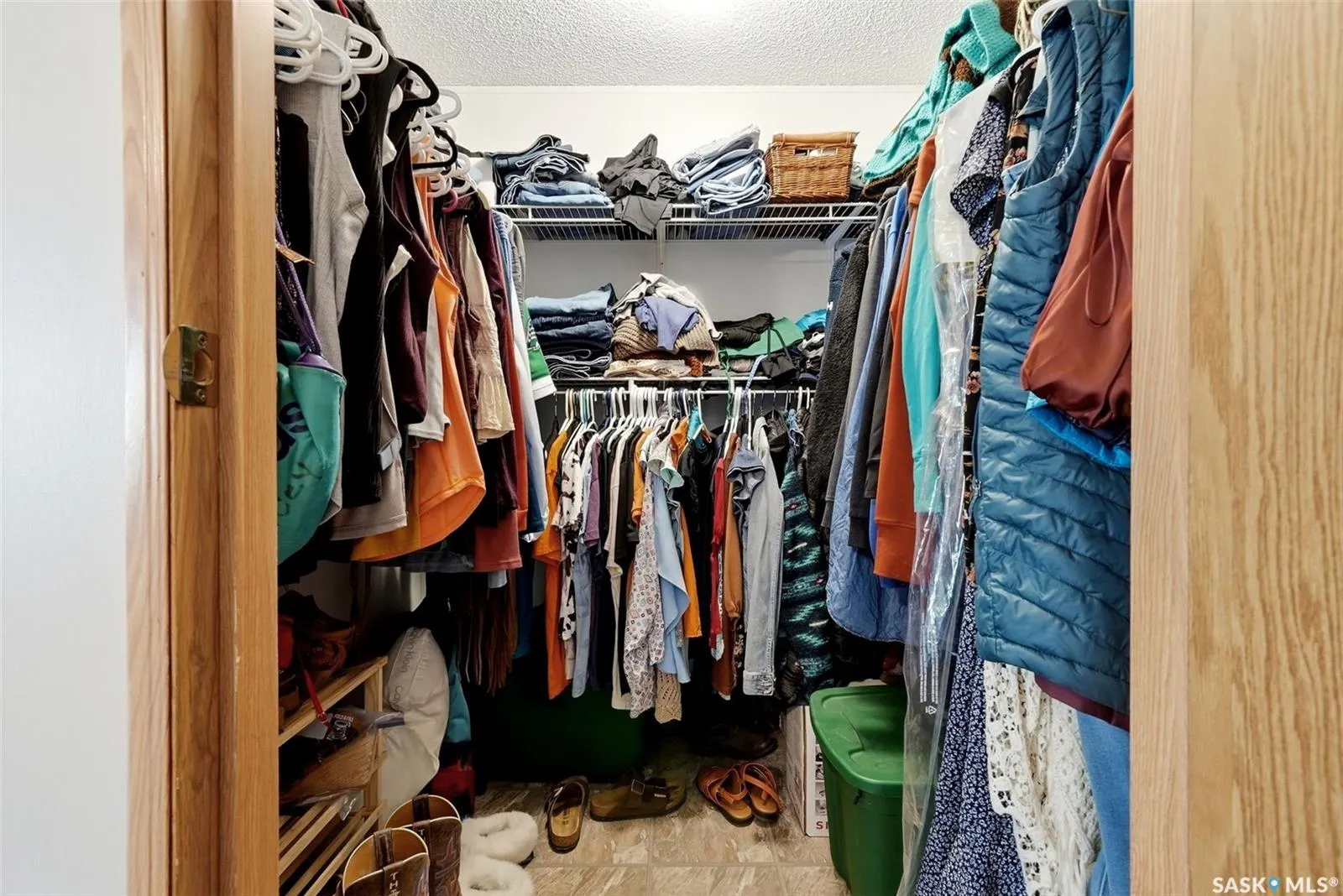 44 Walters COURT