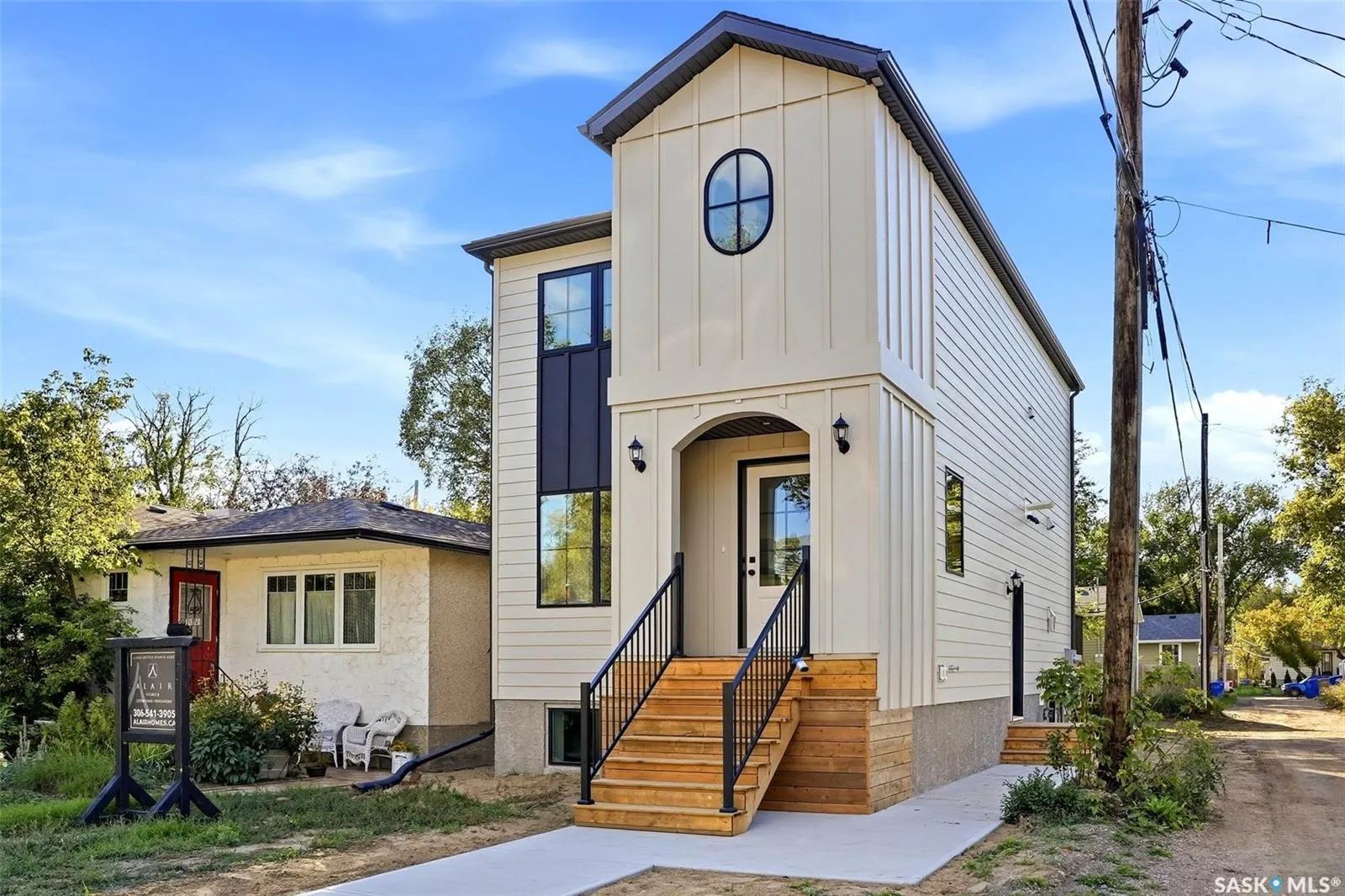 1324 Empress STREET