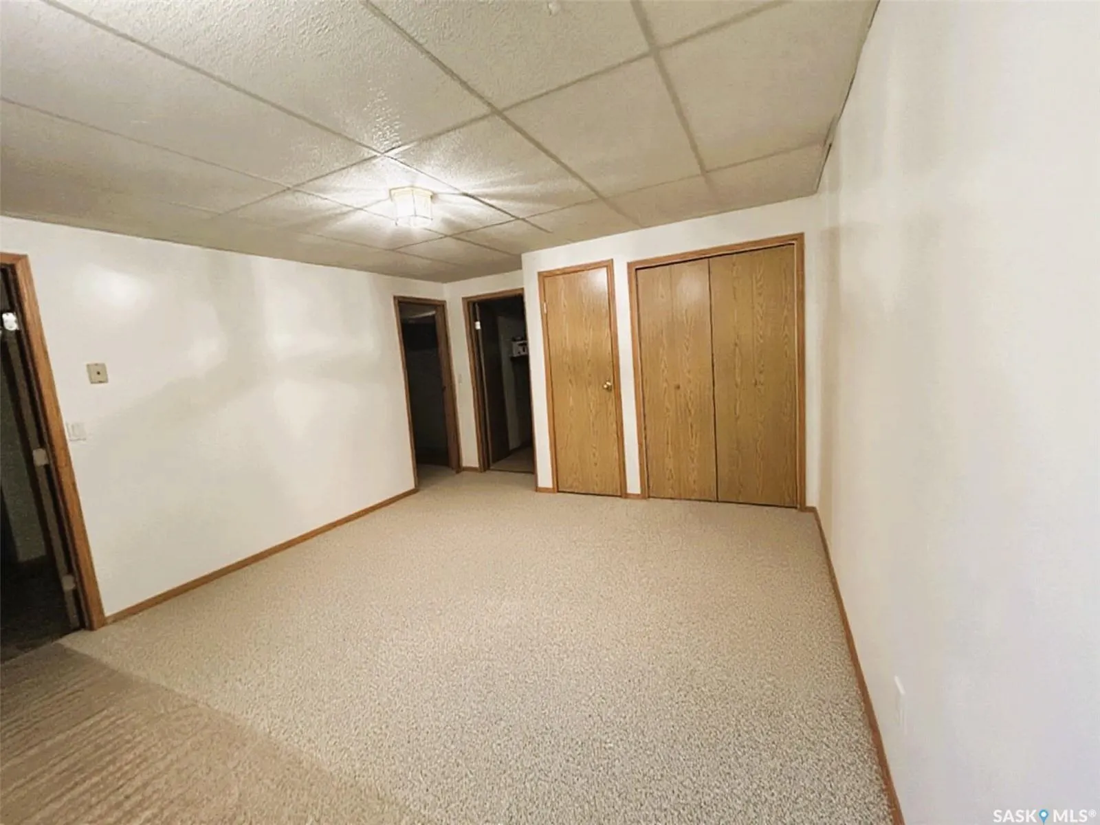 206 2nd STREET W