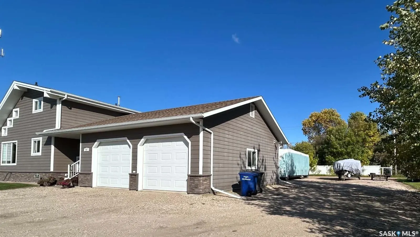 206 2nd STREET W