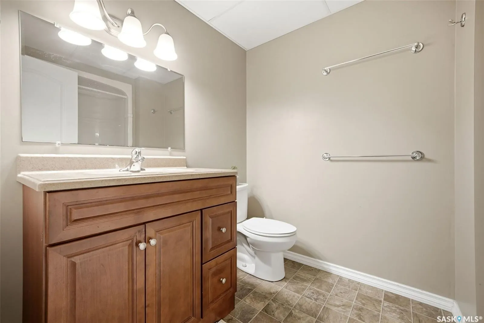 4857 McCombie CRESCENT