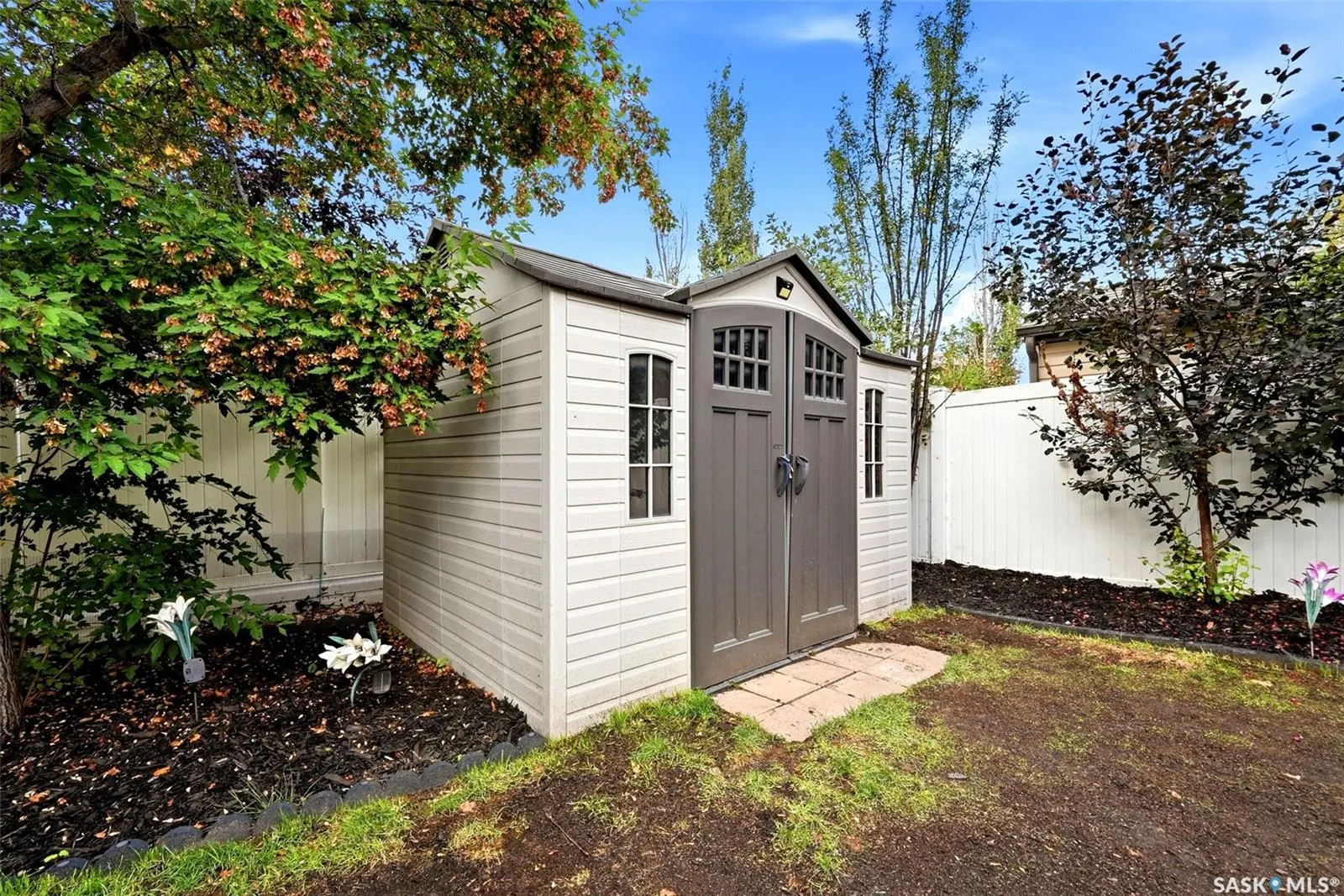4857 McCombie CRESCENT