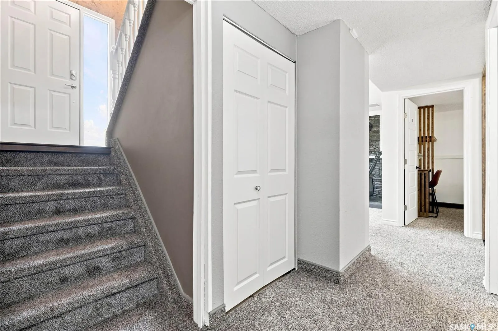 1109 Lillooet STREET W