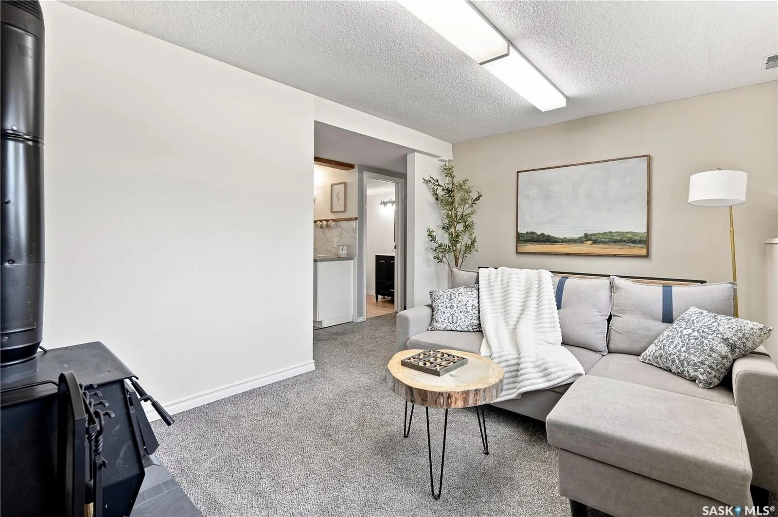 1109 Lillooet STREET W