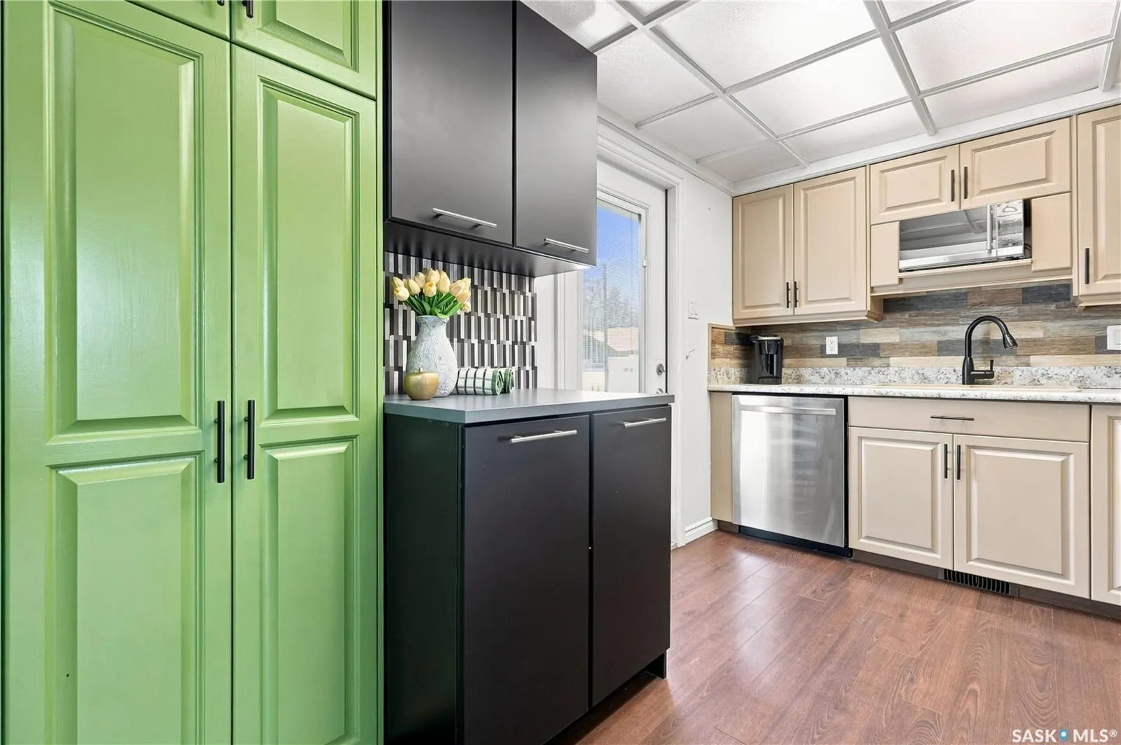 1109 Lillooet STREET W
