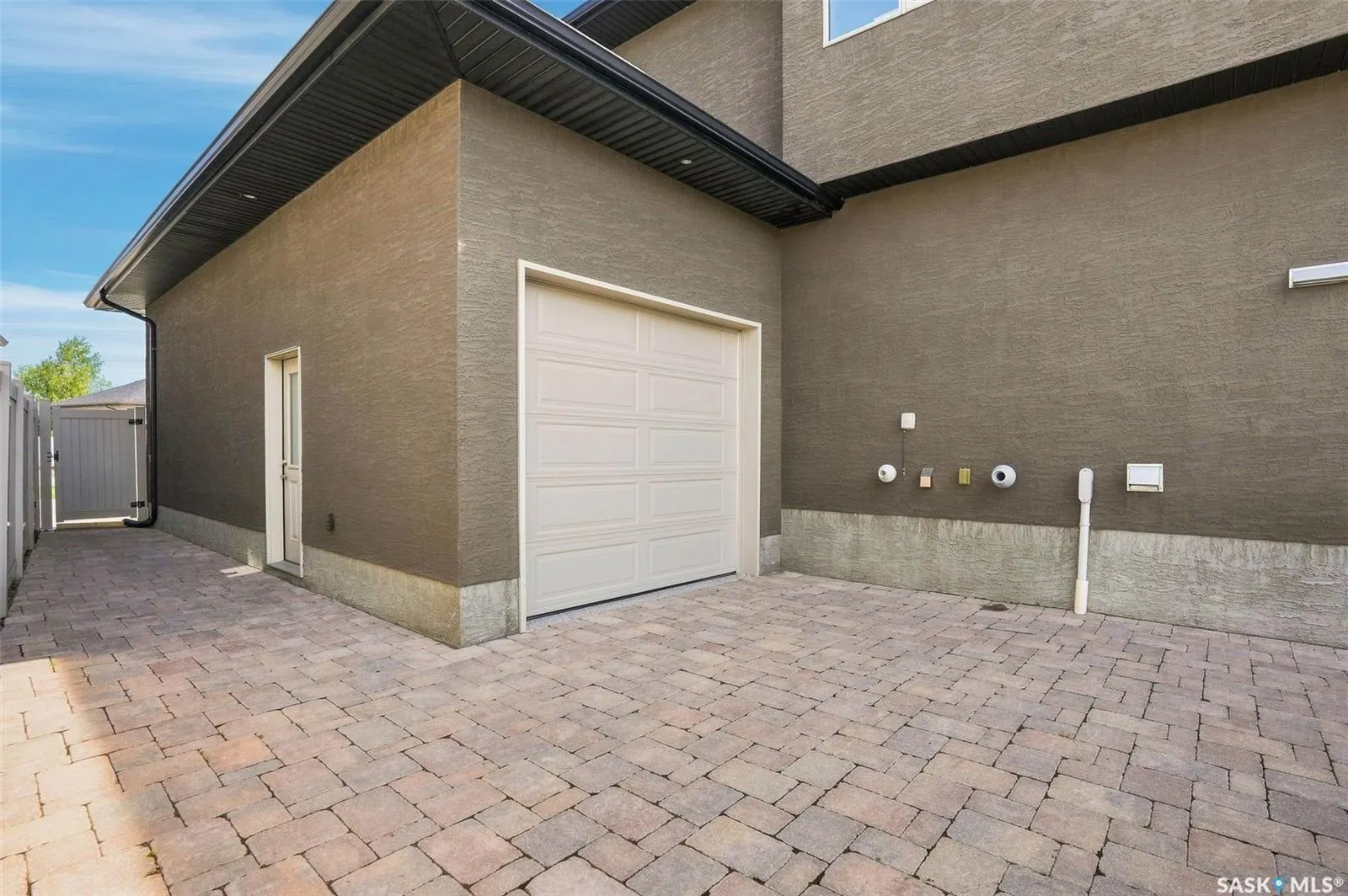 4414 Sandpiper CRESCENT E
