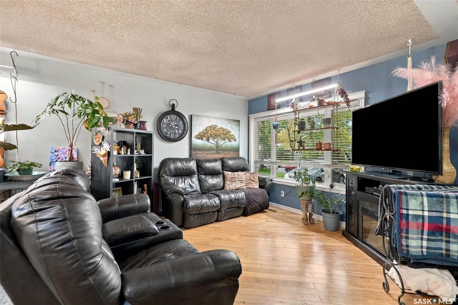 3515 ALLEN AVENUE