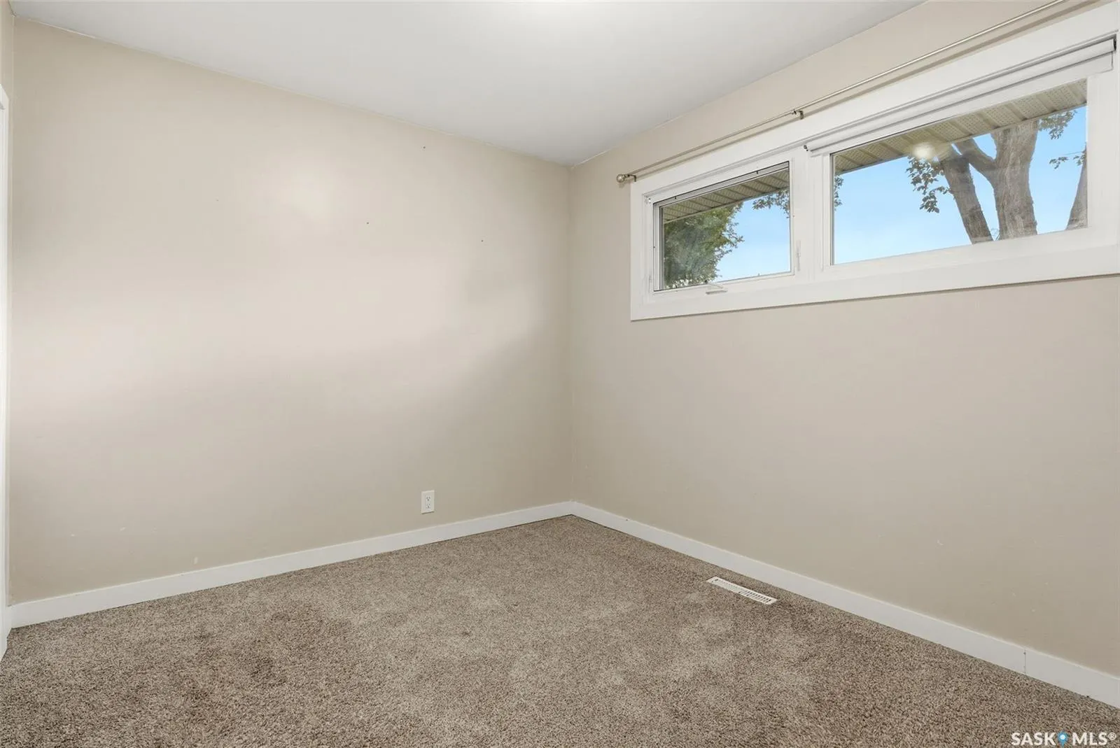2 Sampson PLACE