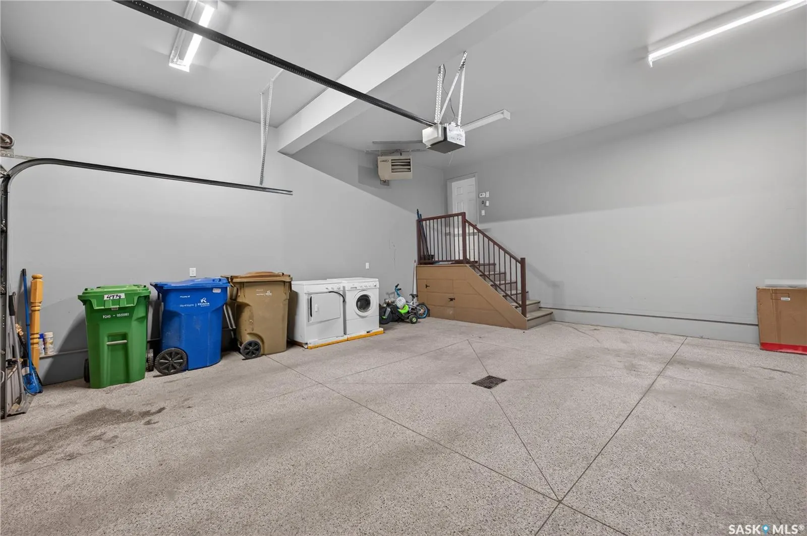 4774 SKINNER CRESCENT