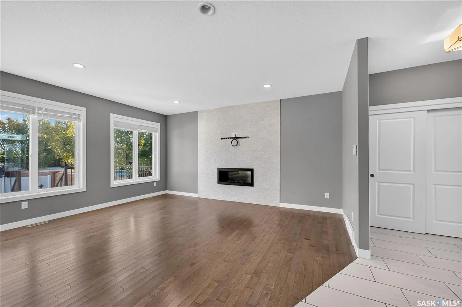 4774 SKINNER CRESCENT