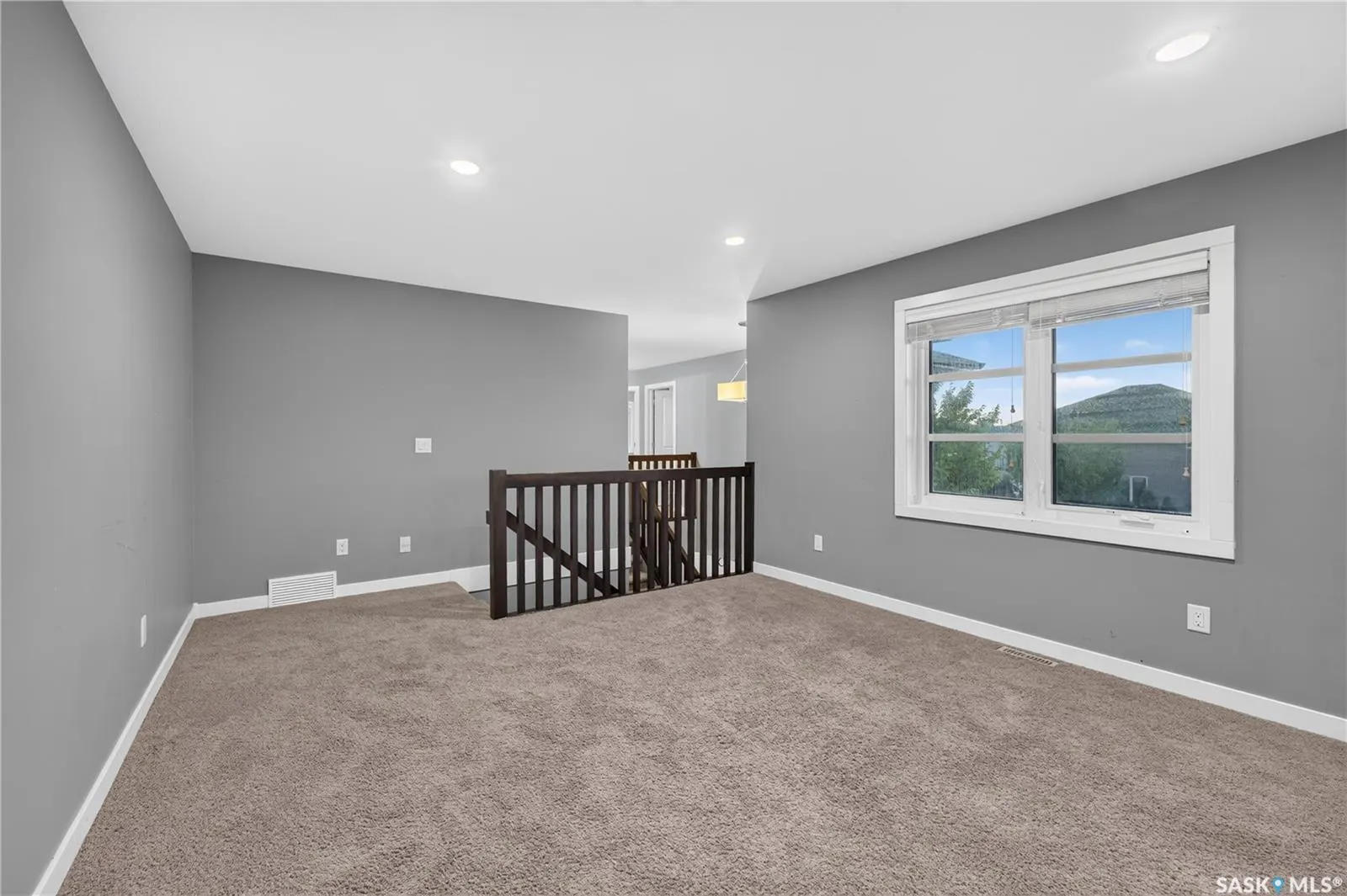 4774 SKINNER CRESCENT