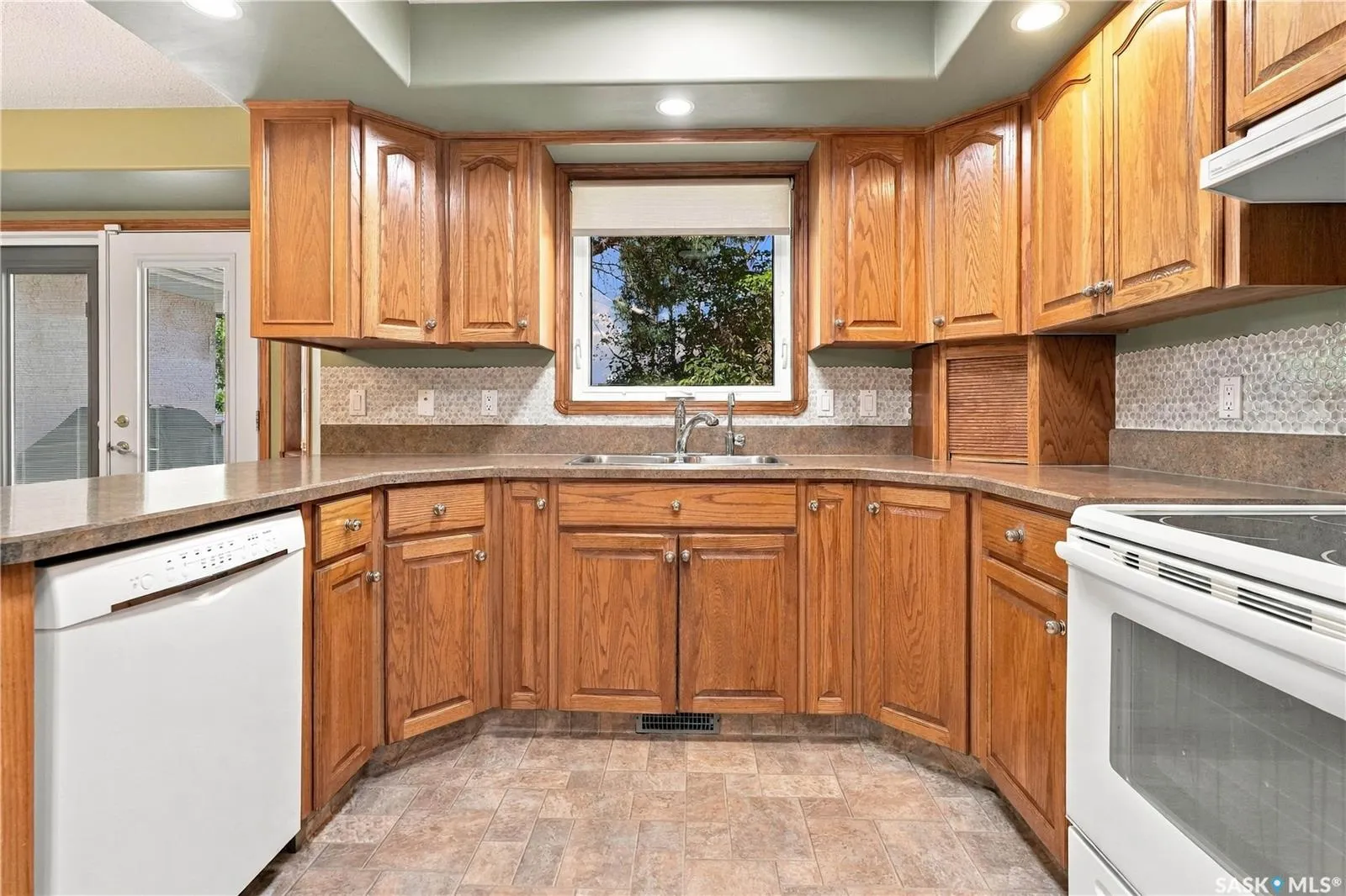 3222 Peyson BAY E
