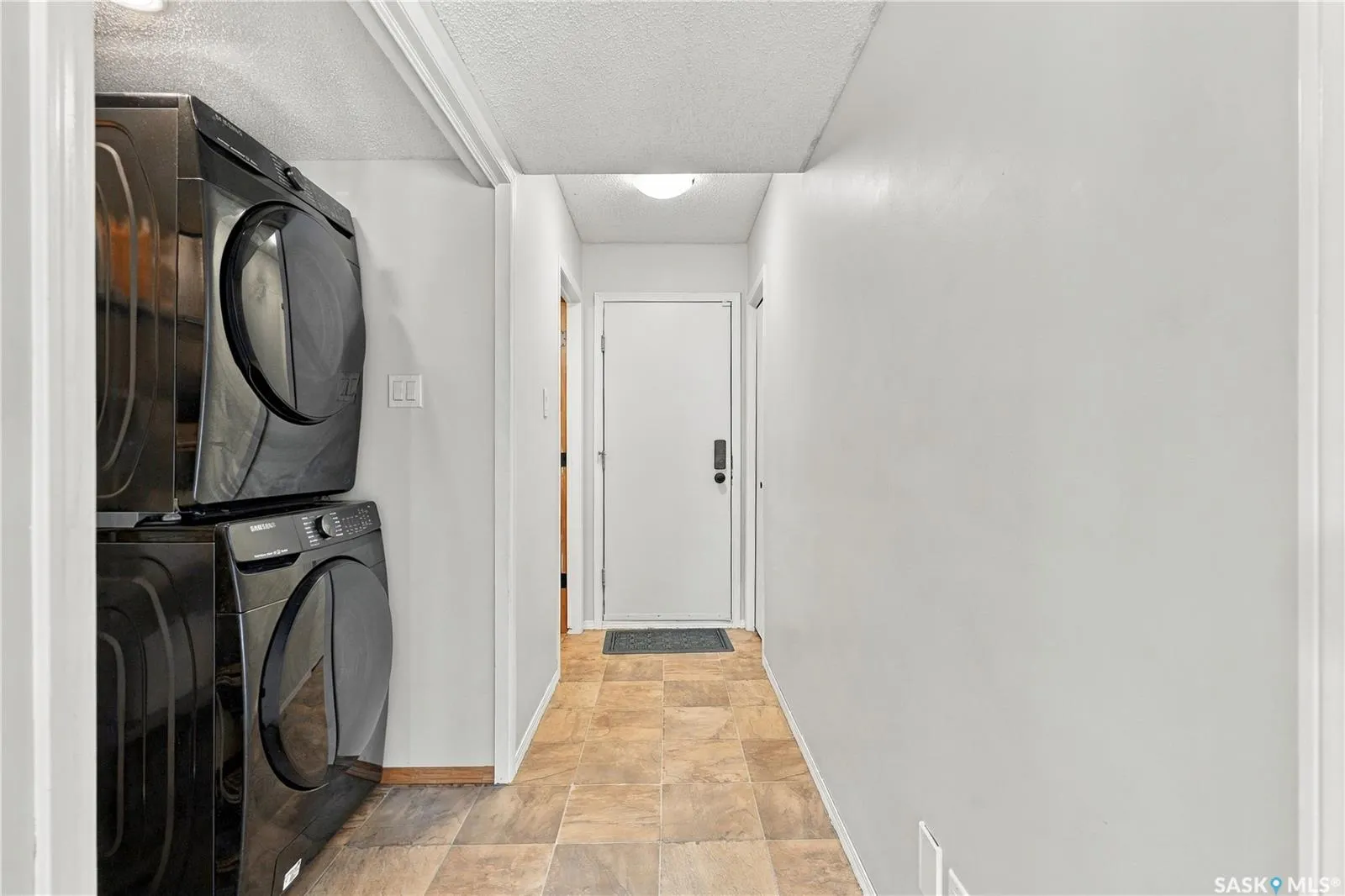 1122 Hurley WAY