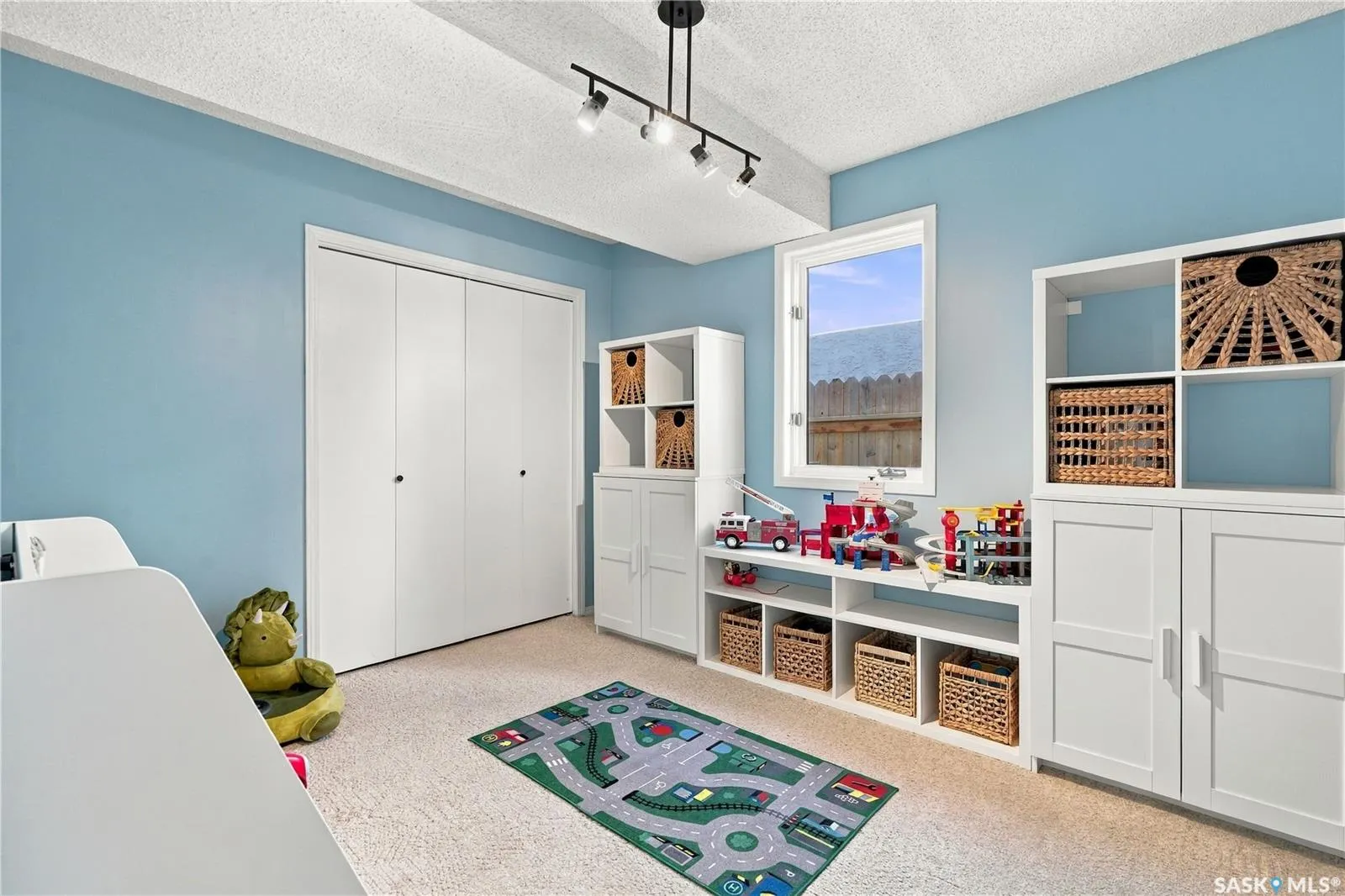 1122 Hurley WAY