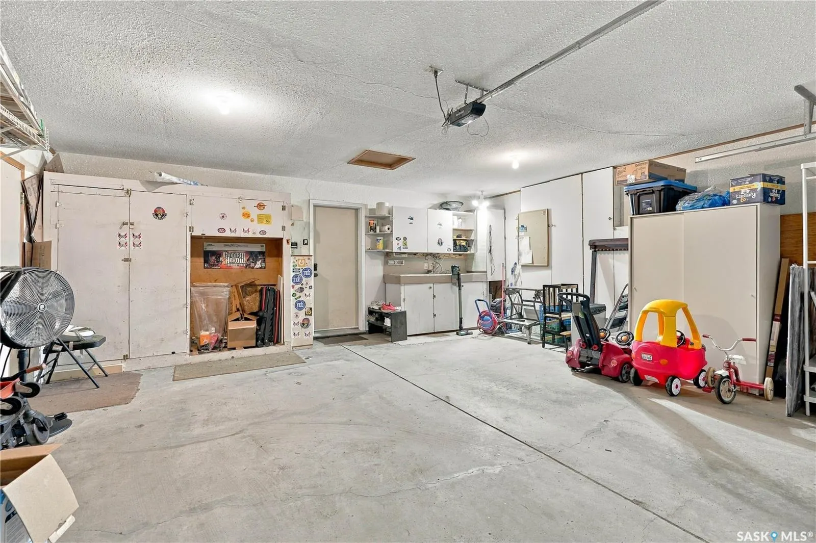 1122 Hurley WAY