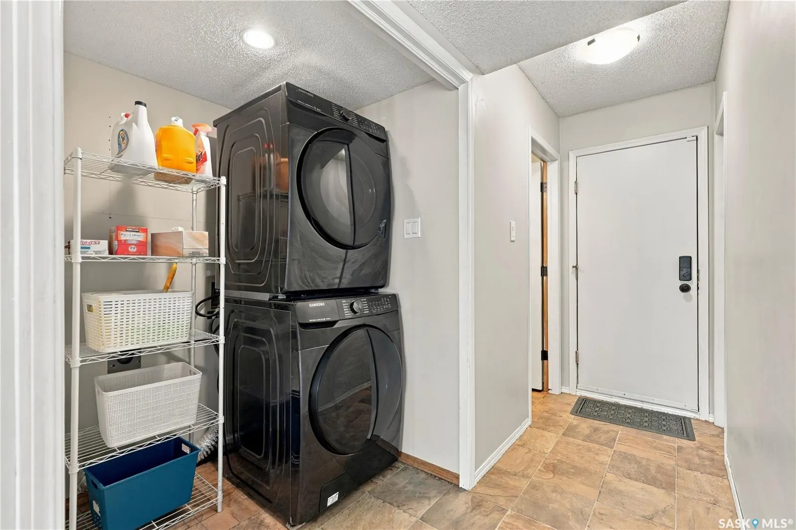 1122 Hurley WAY