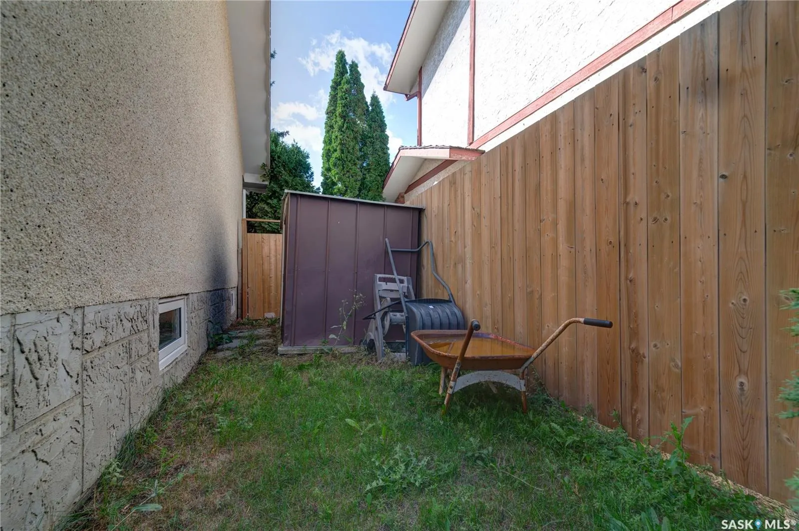 4827 McTavish STREET