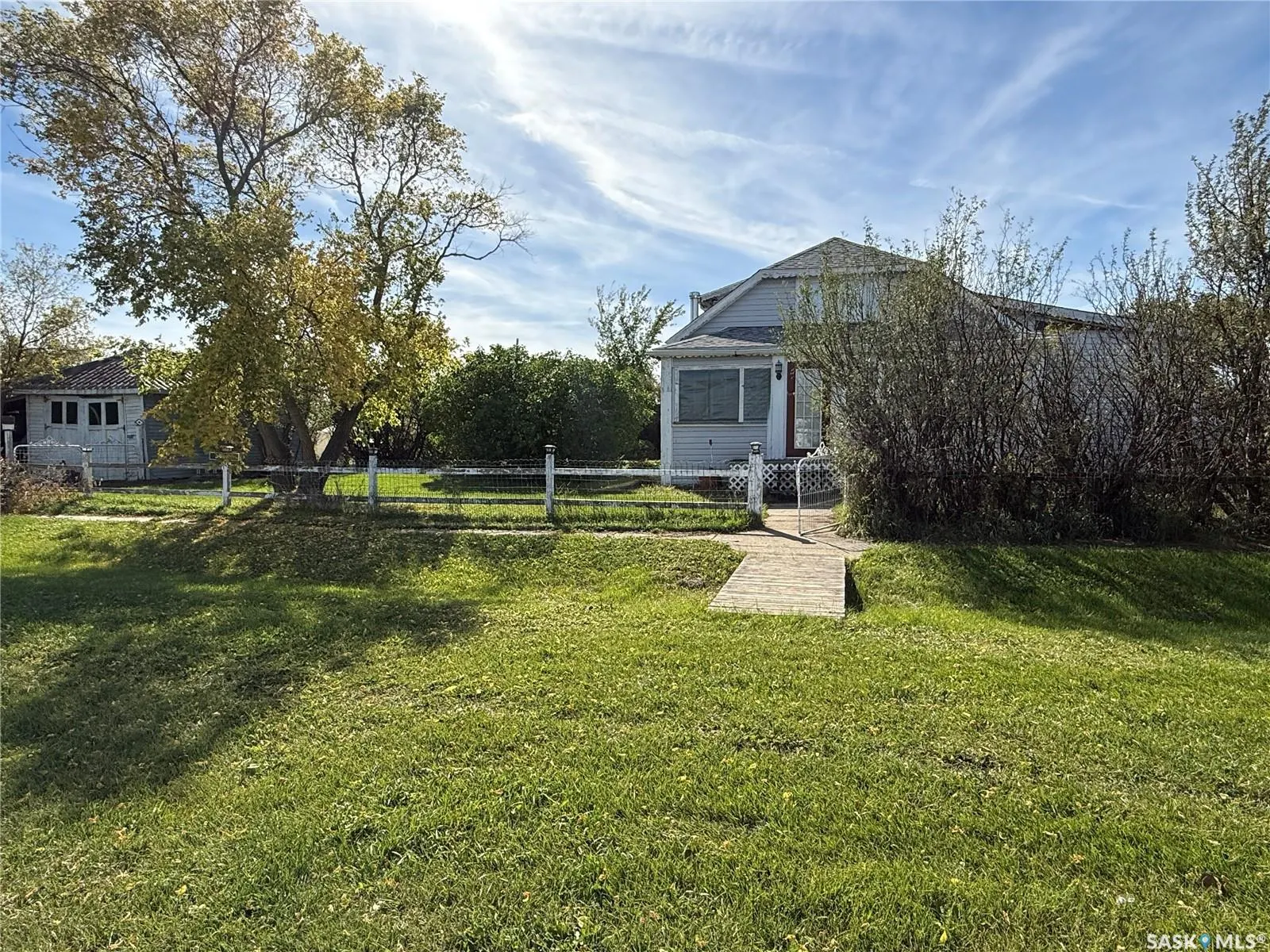 7 1st AVENUE