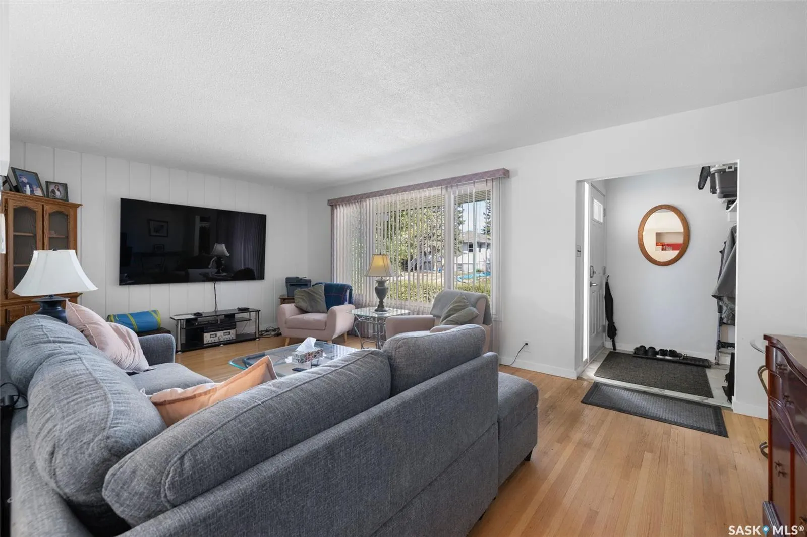 2122 Wascana STREET