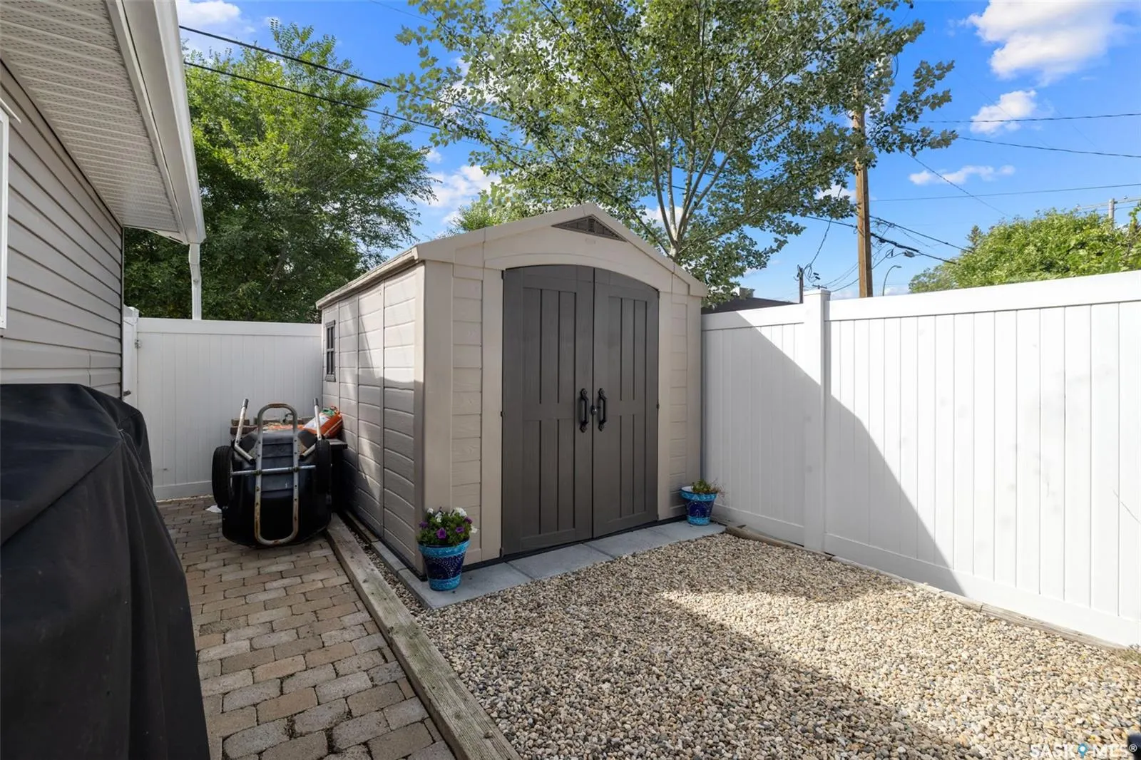 2122 Wascana STREET