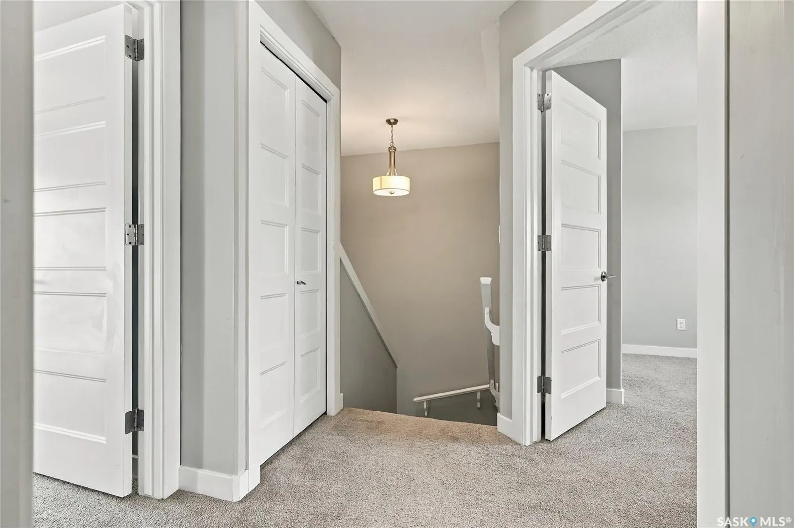1018 Evergreen BOULEVARD